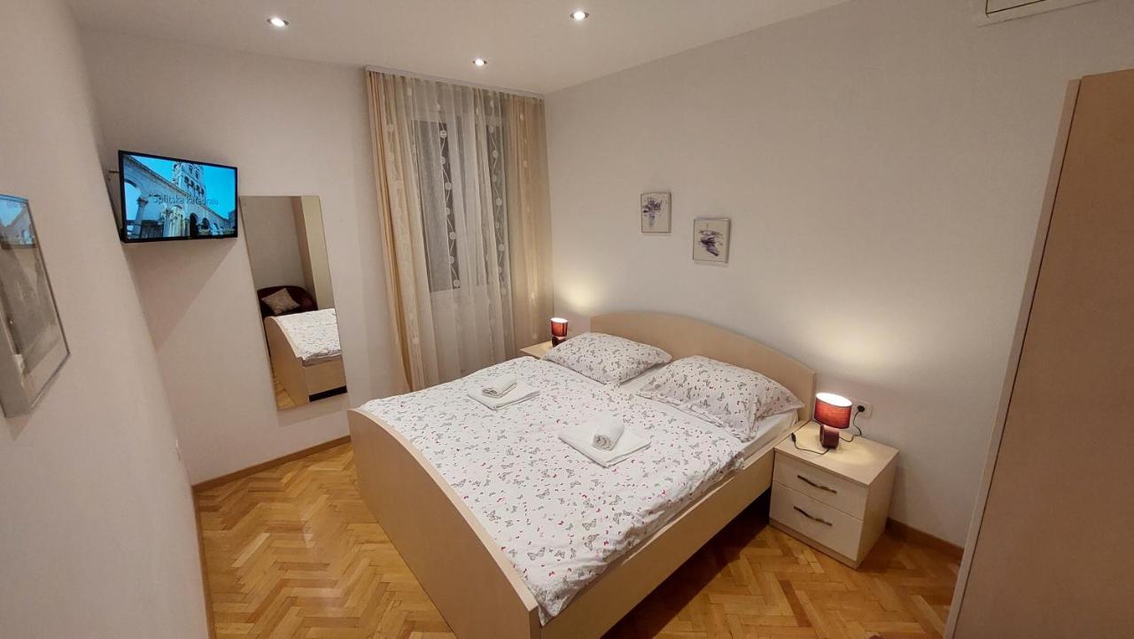 Appartement 3M Peristil à Split Extérieur photo