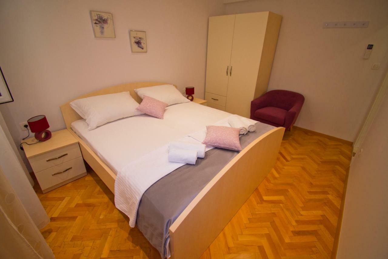 Appartement 3M Peristil à Split Extérieur photo